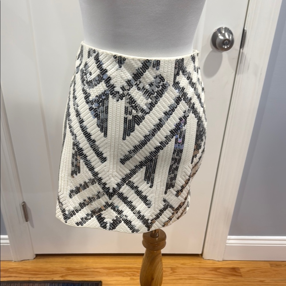Sequin Embellished White and Silver Skirt